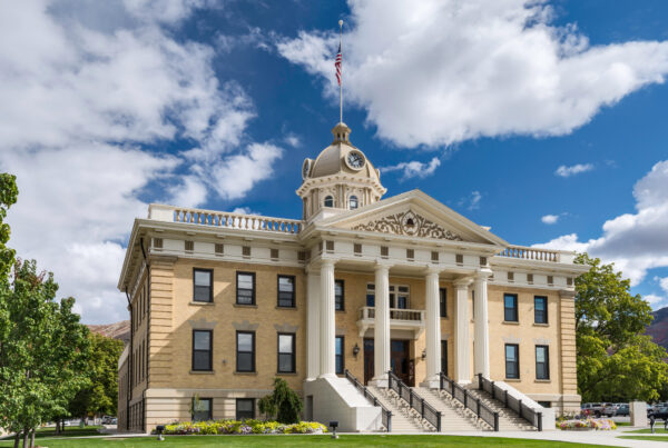 California courthouse where cannabis receivership proceedings are conducted